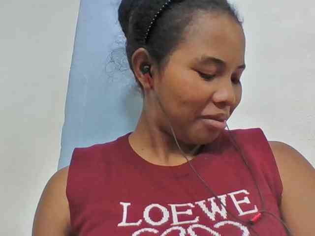 Juliah1a webcam