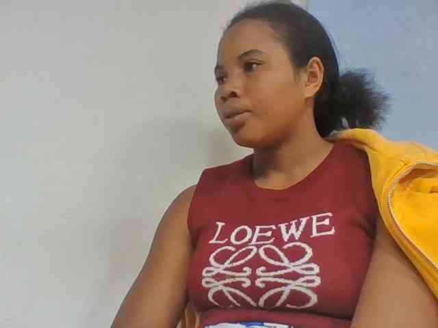 Juliah1a webcam