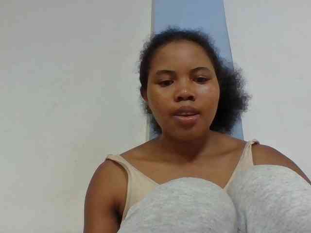 Juliah1a webcam