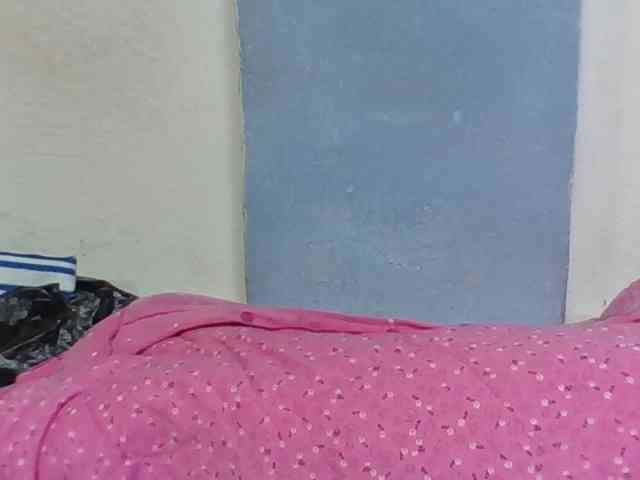 Juliah1a webcam