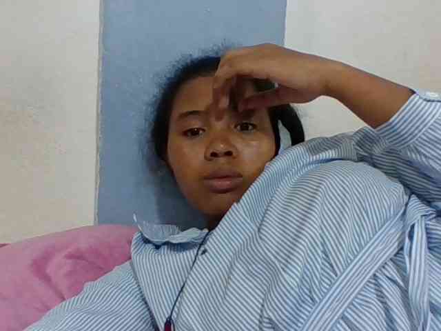 Juliah1a - Girl 