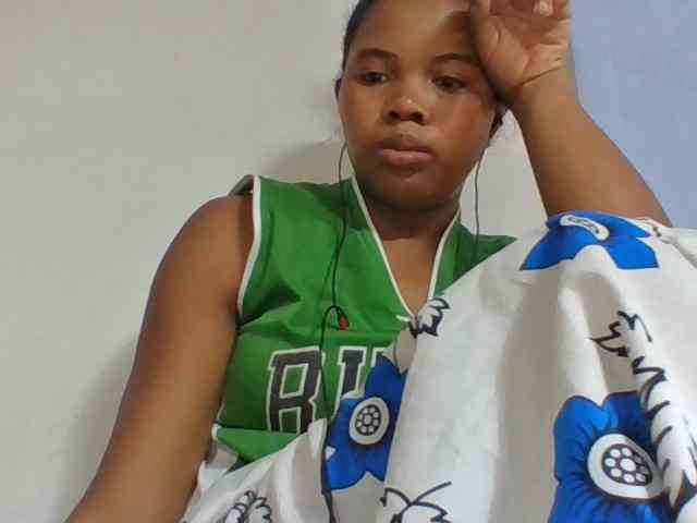 Juliah1a webcam