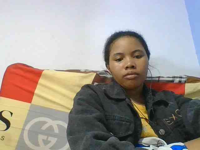 Juliah1a webcam