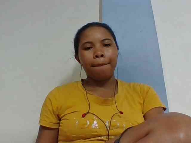 Juliah1a webcam