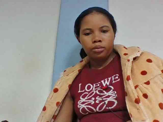 Juliah1a webcam