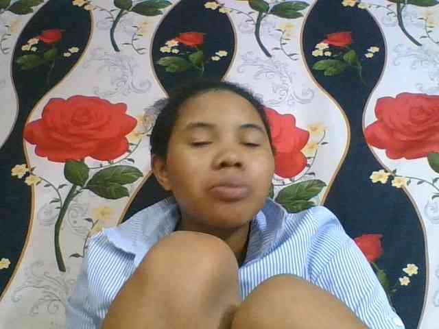 Juliah1a webcam