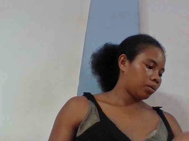 Juliah1a webcam