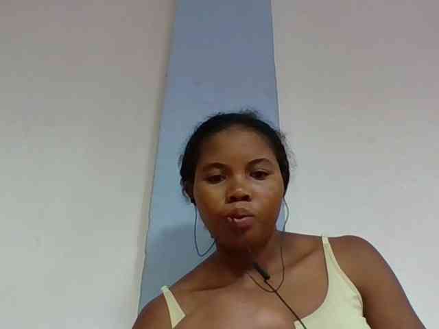 Juliah1a webcam