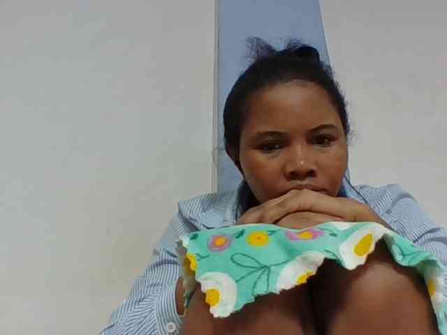 Juliah1a webcam
