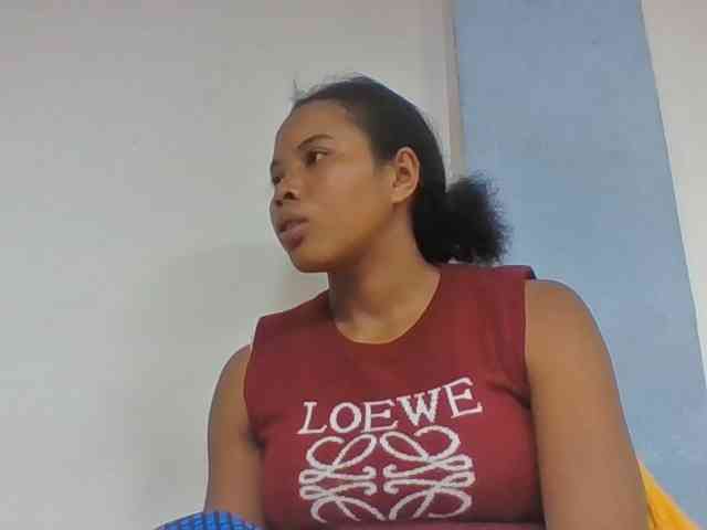 Juliah1a webcam
