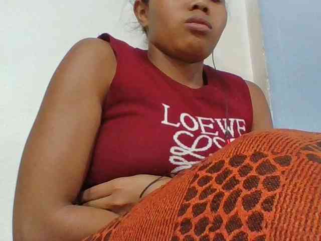 Juliah1a webcam