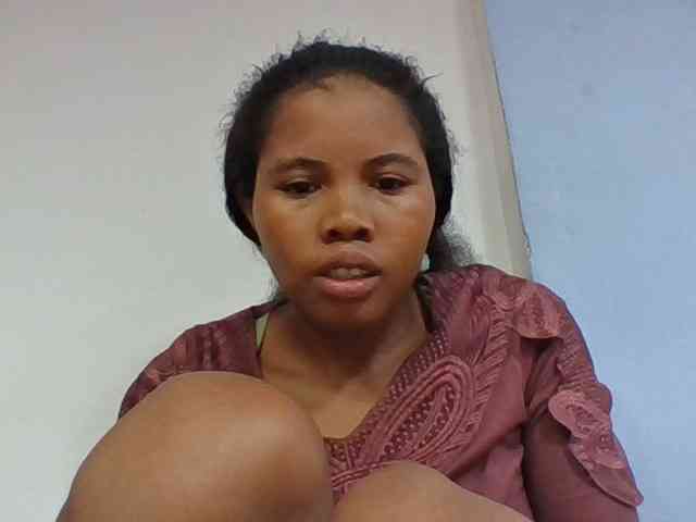 Juliah1a webcam