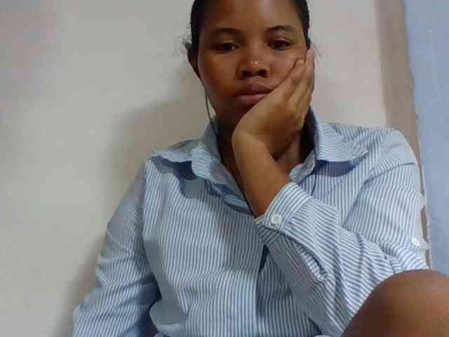 Juliah1a webcam