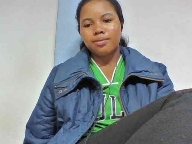 Juliah1a webcam