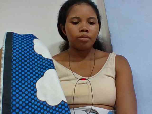 Juliah1a webcam