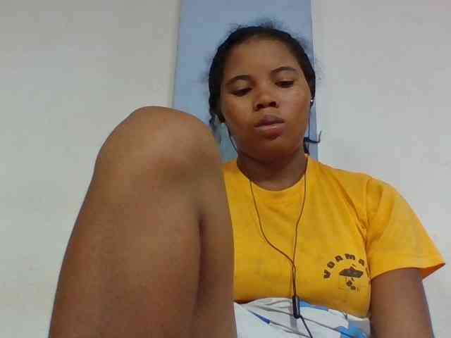 Juliah1a Live Webcam on BongaCams