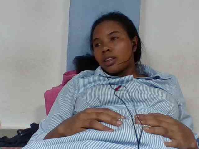 Juliah1a webcam