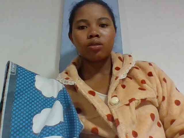 Juliah1a webcam