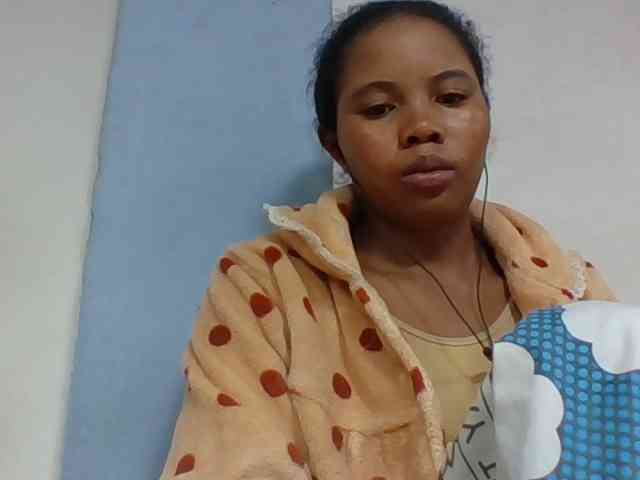 Juliah1a webcam