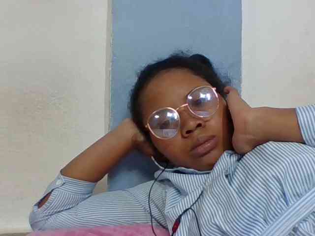 Juliah1a webcam