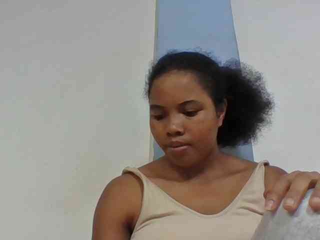 Juliah1a webcam
