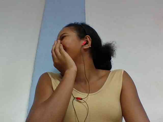Juliah1a webcam