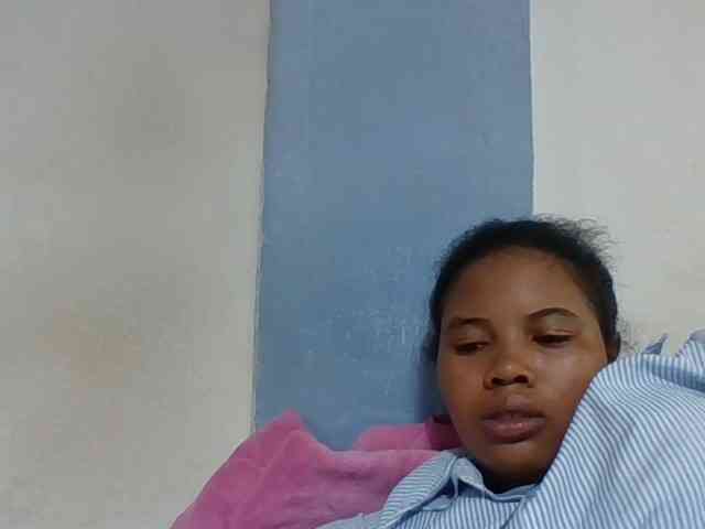 Juliah1a webcam