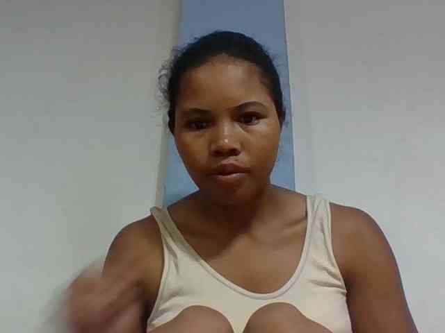 Juliah1a webcam