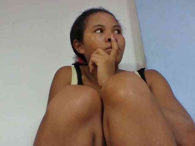 Juliah1a webcam