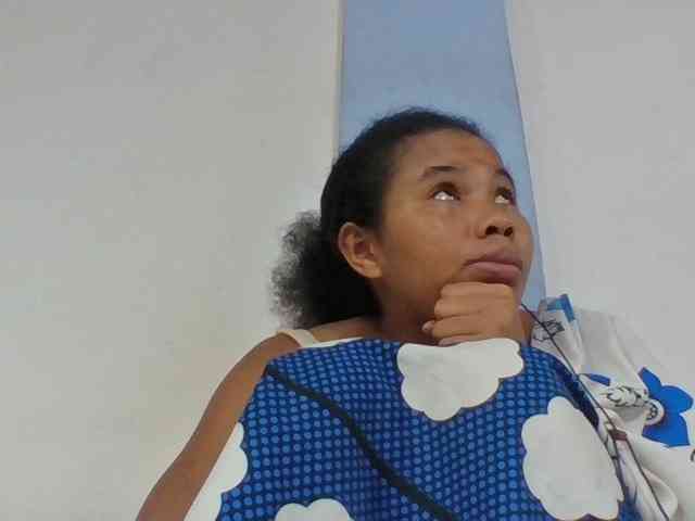 Juliah1a webcam