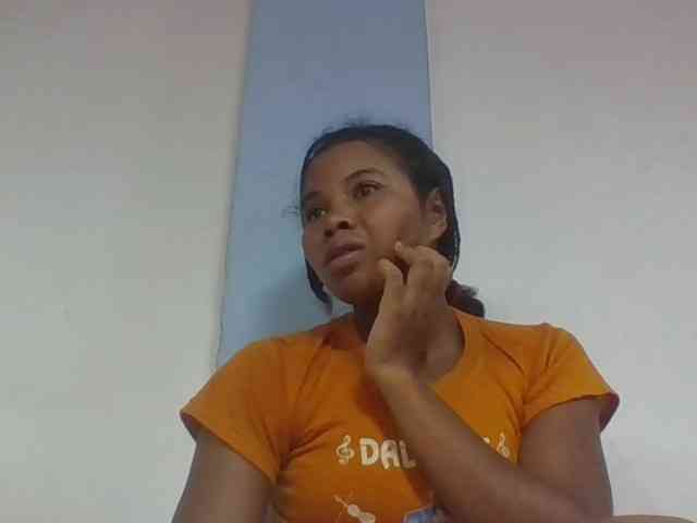 Juliah1a webcam