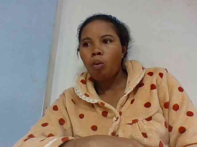 Juliah1a webcam