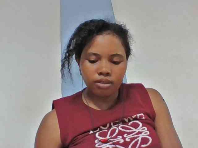 Juliah1a webcam