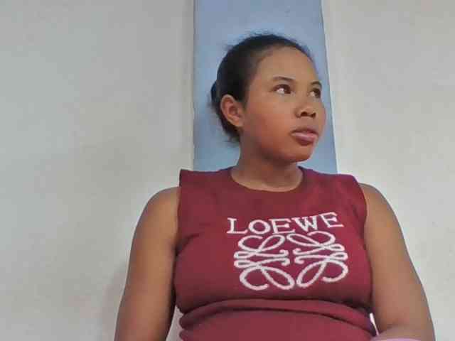 Juliah1a webcam