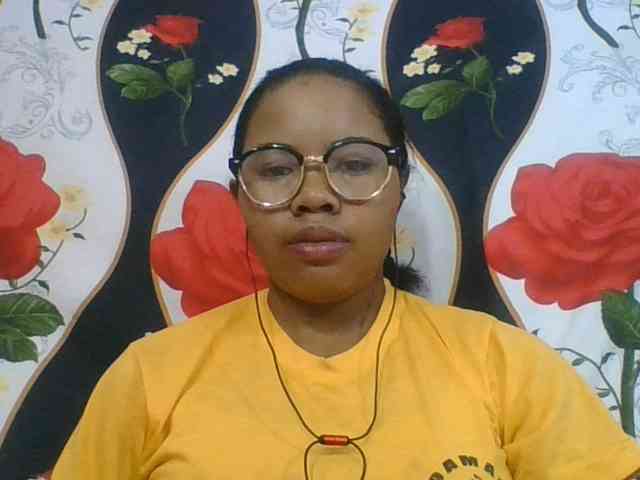 Juliah1a webcam