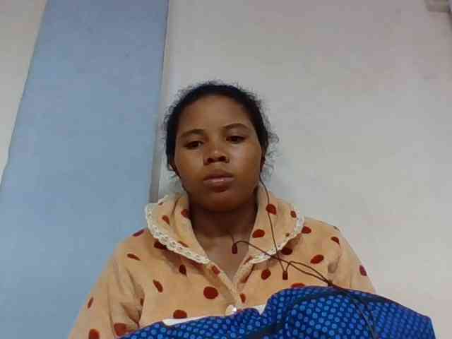 Juliah1a webcam