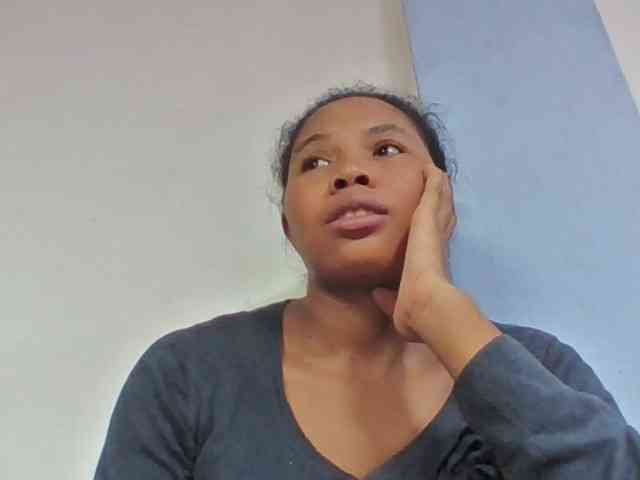 Juliah1a webcam