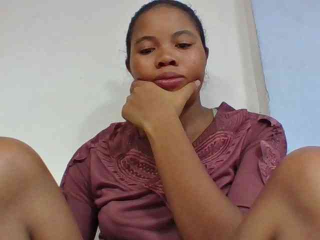 Juliah1a webcam