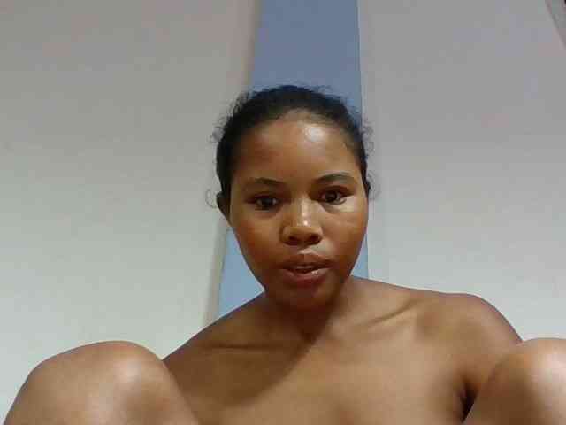Juliah1a webcam