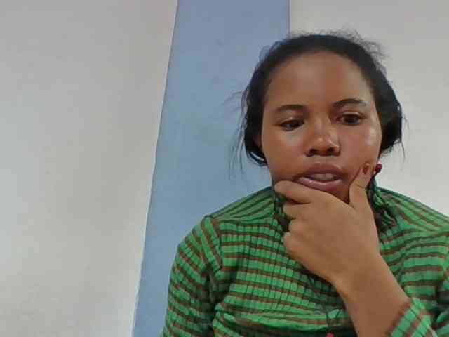 Juliah1a webcam