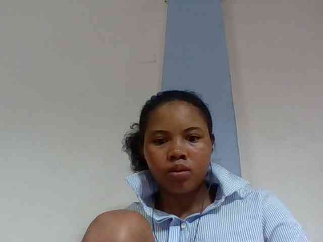 Juliah1a webcam