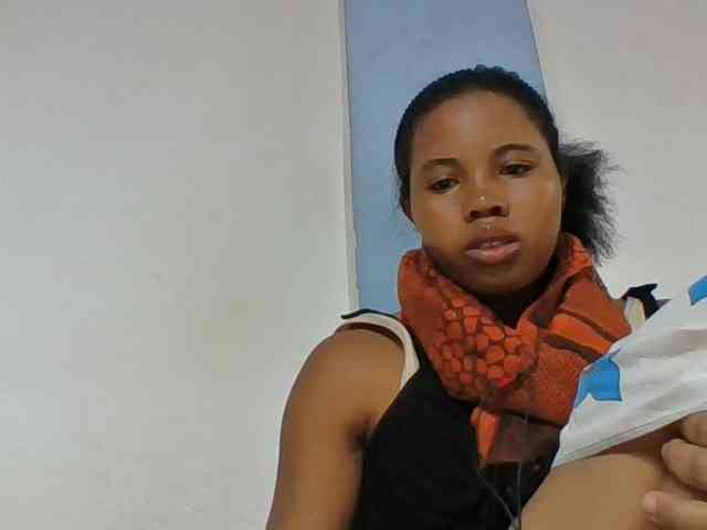 Juliah1a webcam