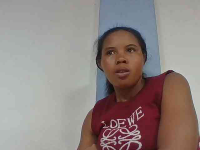 Juliah1a webcam