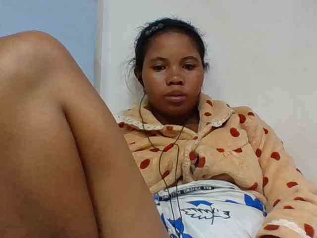 Juliah1a webcam