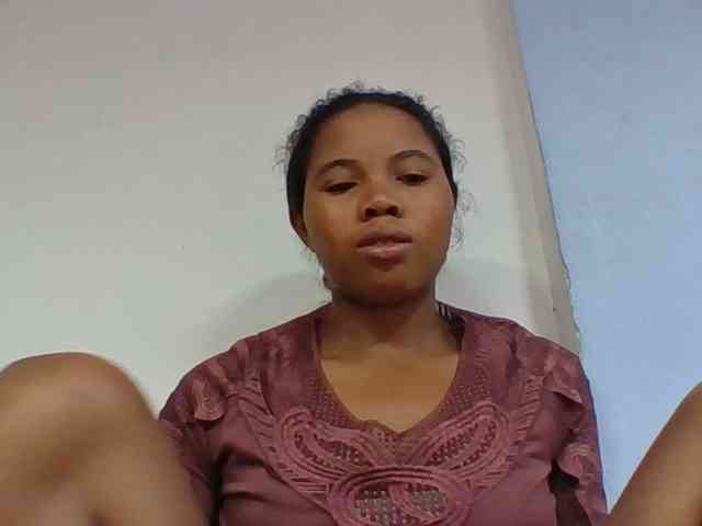 Juliah1a webcam