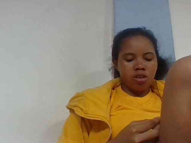 Juliah1a webcam