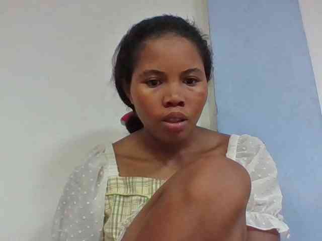 Juliah1a webcam