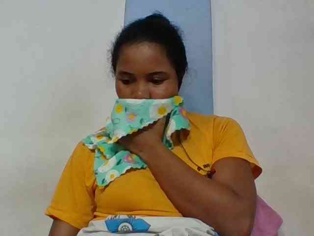 Juliah1a webcam
