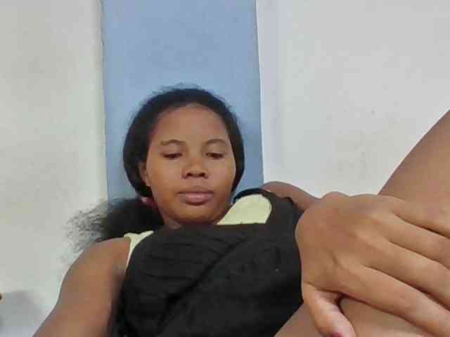 Juliah1a webcam