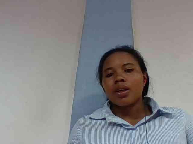 Juliah1a webcam